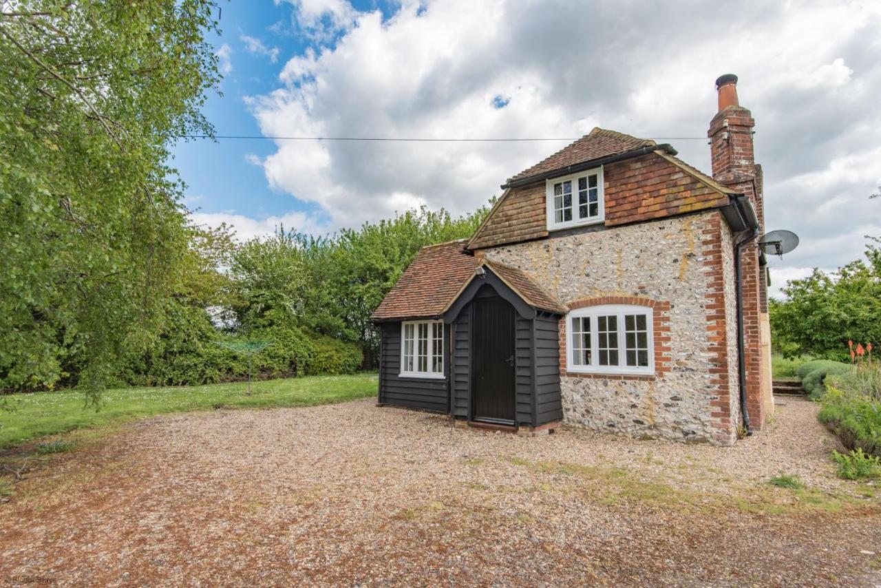 Crow Cottage By Bloom Stays Faversham Buitenkant foto